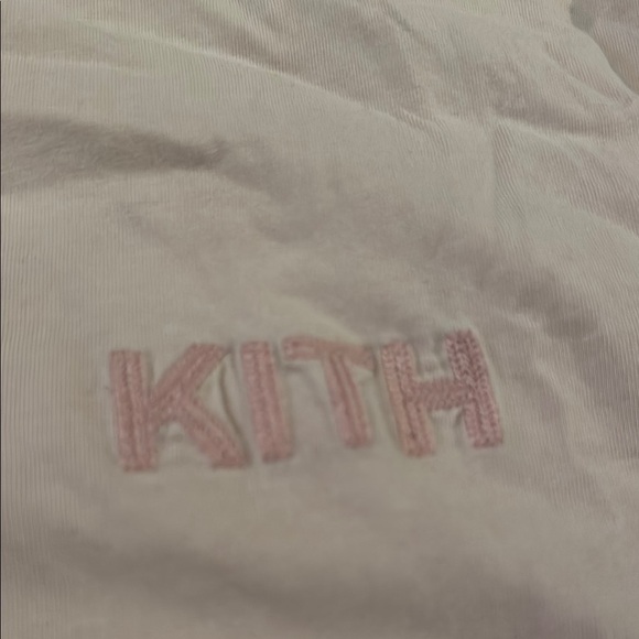 Kith Women’s Light Pink Oversized T-Shirt - Picture 2 of 3
